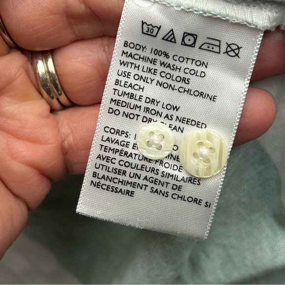 Urban Outfitters Green and White Button Down Shirt - Picture 5 of 5